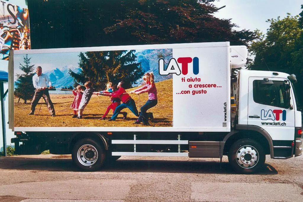 Camion decorato da Color-Studio