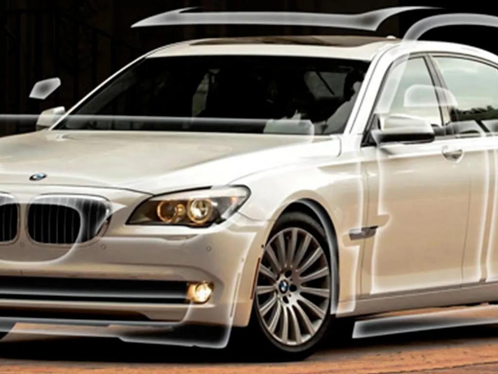 Auto protetta con film Bodyfence